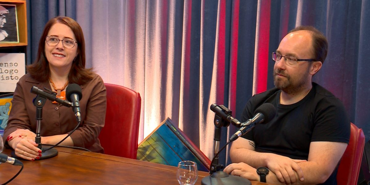 UCS Play Podcast: Márcia Piccoli e Felipe Gremelmaier | UCS retoma curso em Gestão de Turismo para suprir demanda crescente