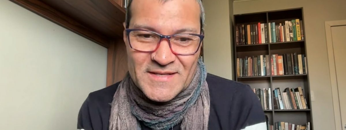 Fique por Dentro: Pesquisadores da UCS desenvolvem guia de acolhimento a estudantes migrantes e refugiados